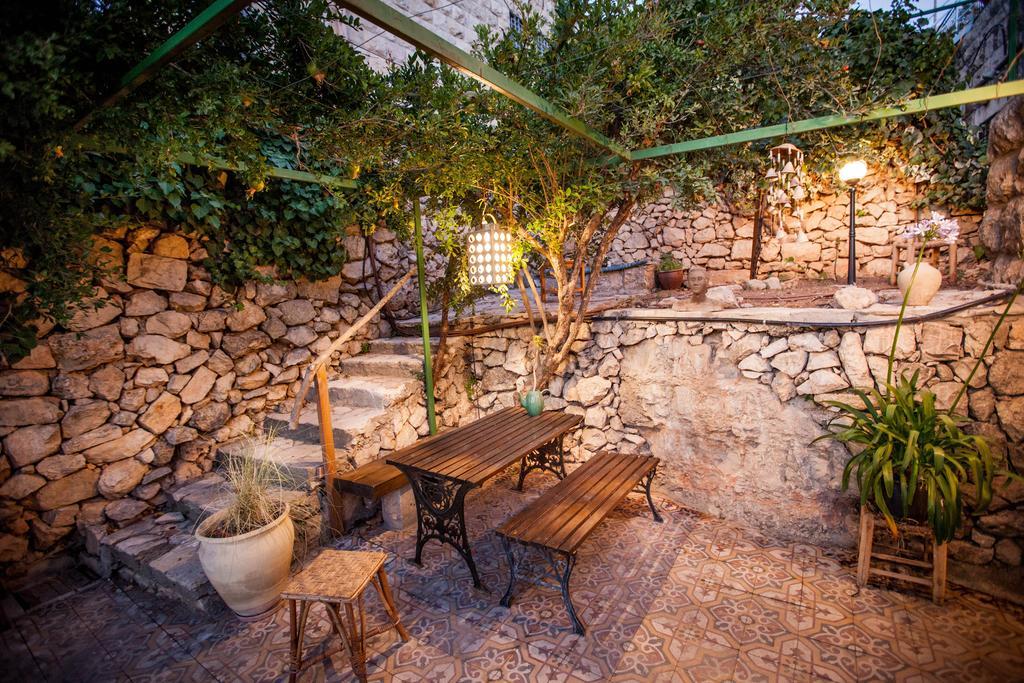 The Nest - A Romantic Vacation Home In Ein Kerem - Йерусалим Стая снимка