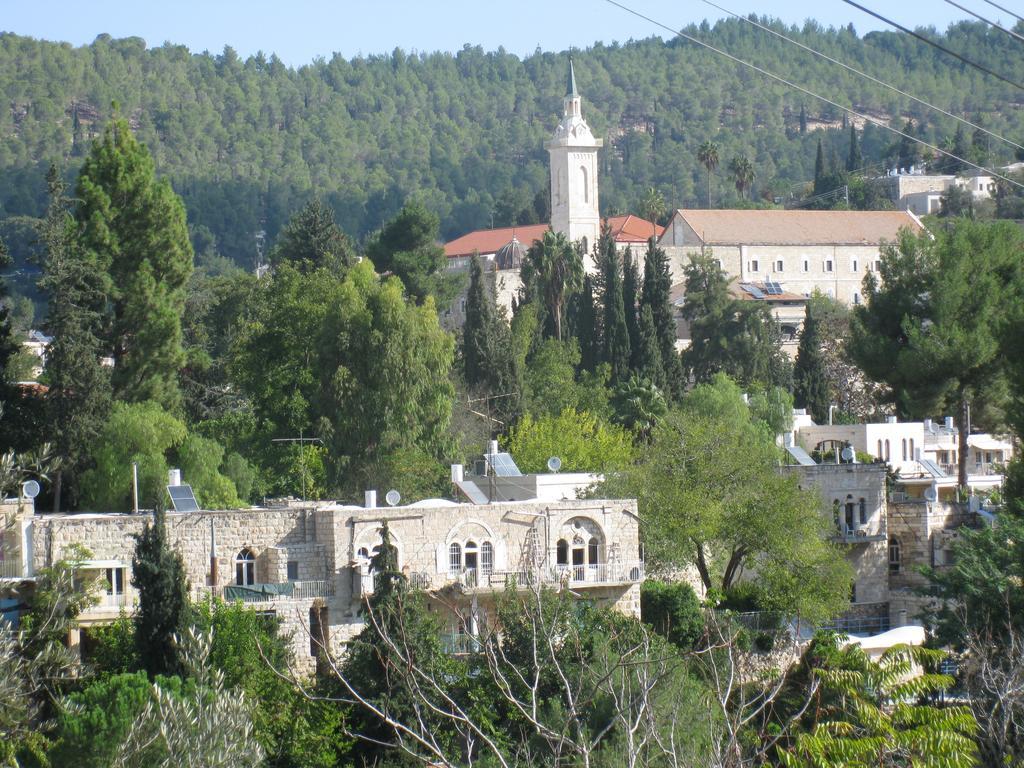 The Nest - A Romantic Vacation Home In Ein Kerem - Йерусалим Екстериор снимка