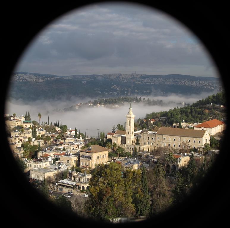 The Nest - A Romantic Vacation Home In Ein Kerem - Йерусалим Екстериор снимка